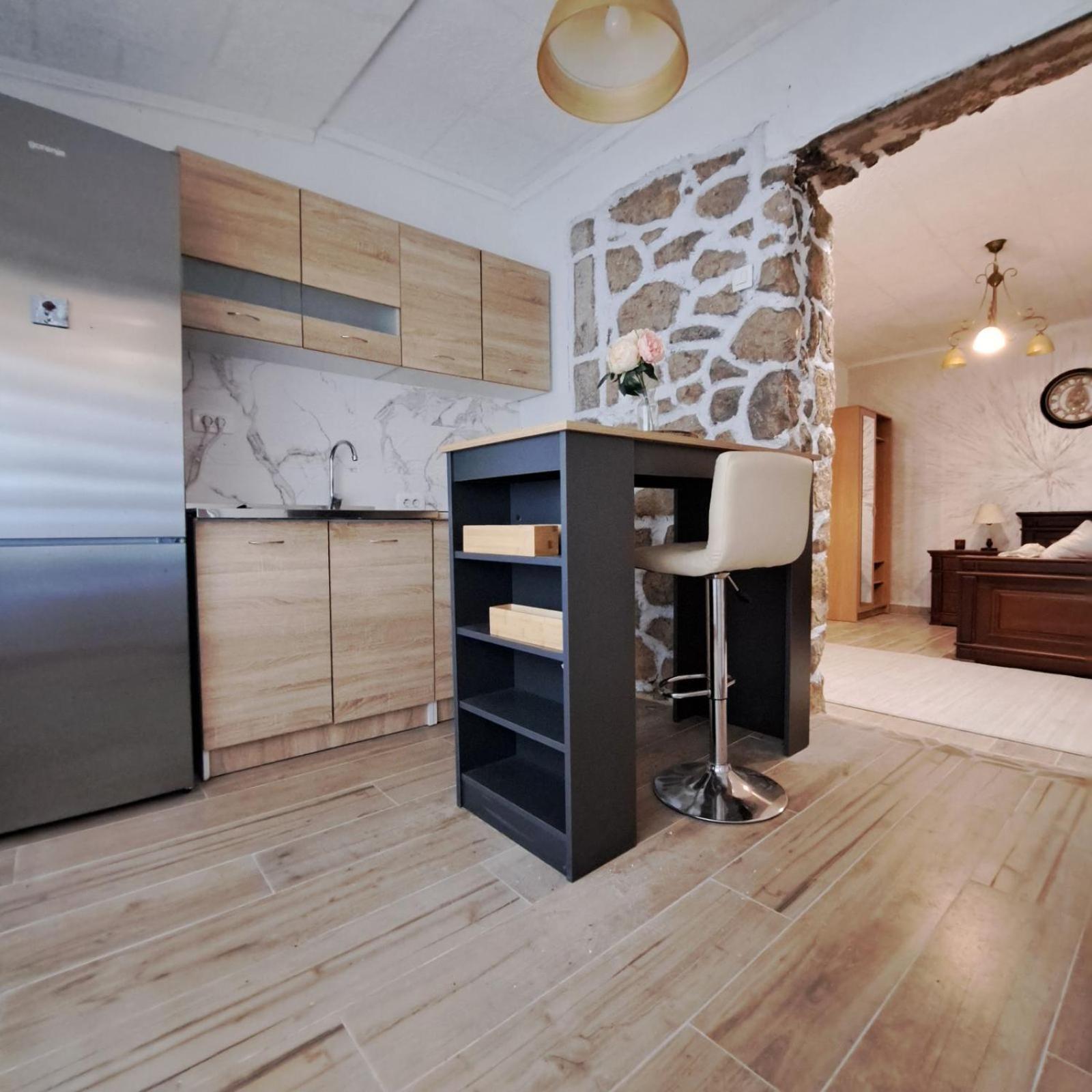 Unique Apartment Centar ポドゴリツァ エクステリア 写真