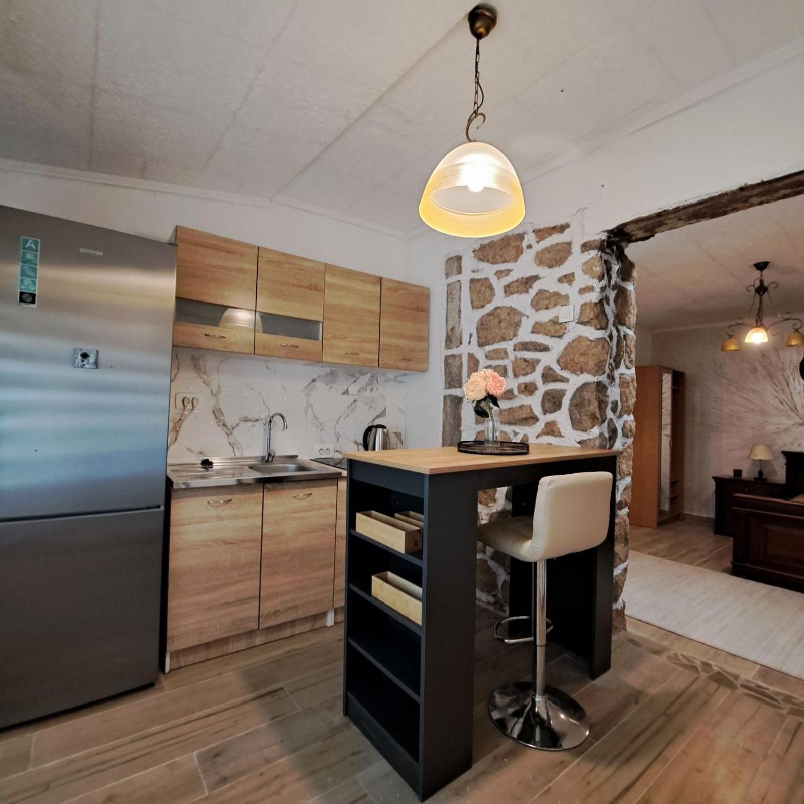 Unique Apartment Centar ポドゴリツァ エクステリア 写真