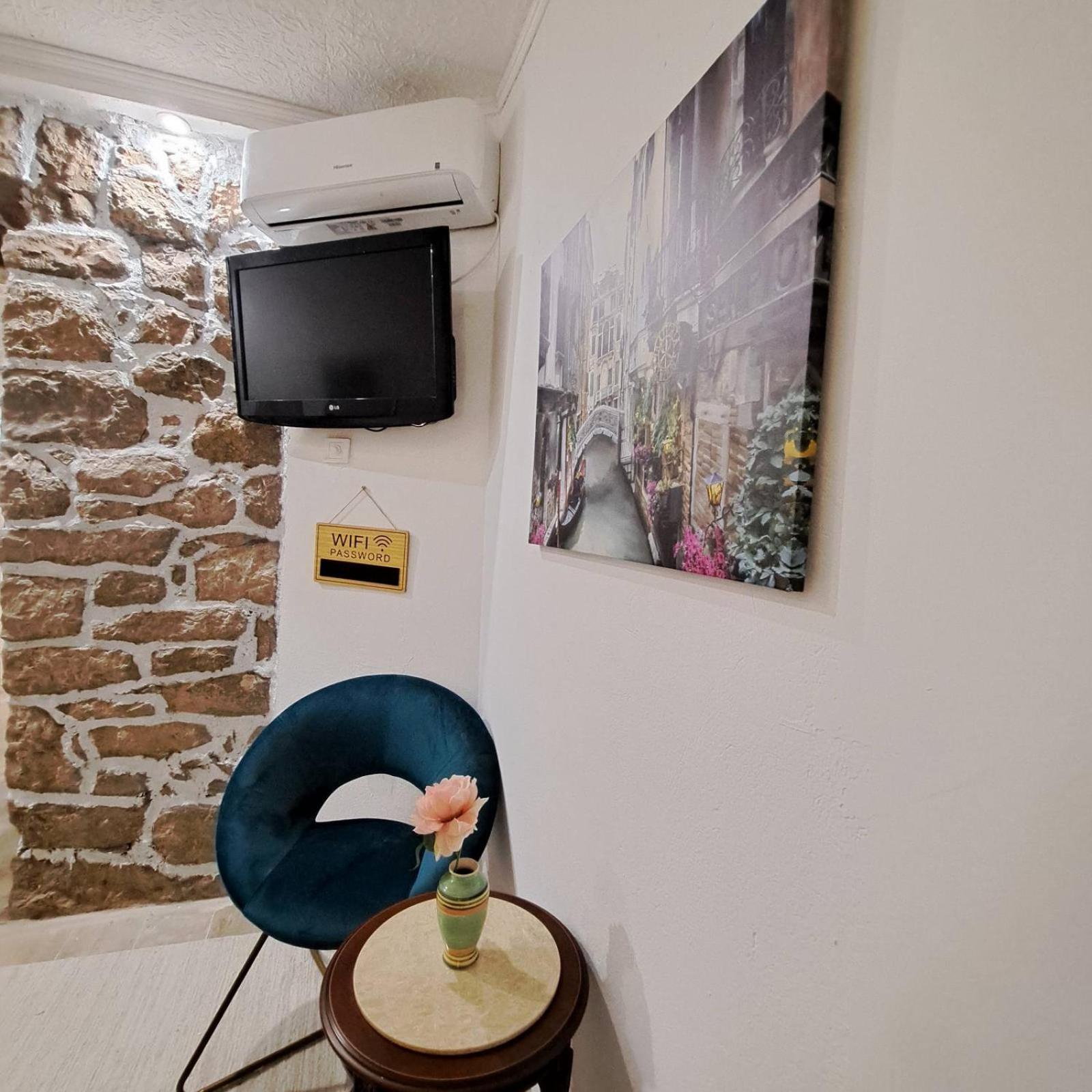 Unique Apartment Centar ポドゴリツァ エクステリア 写真